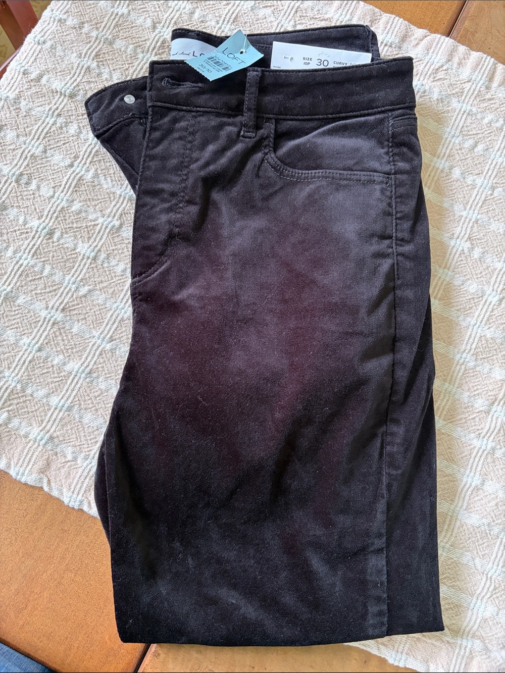 Loft black velvet size 10/30 petite curvy skinny slim pockets new